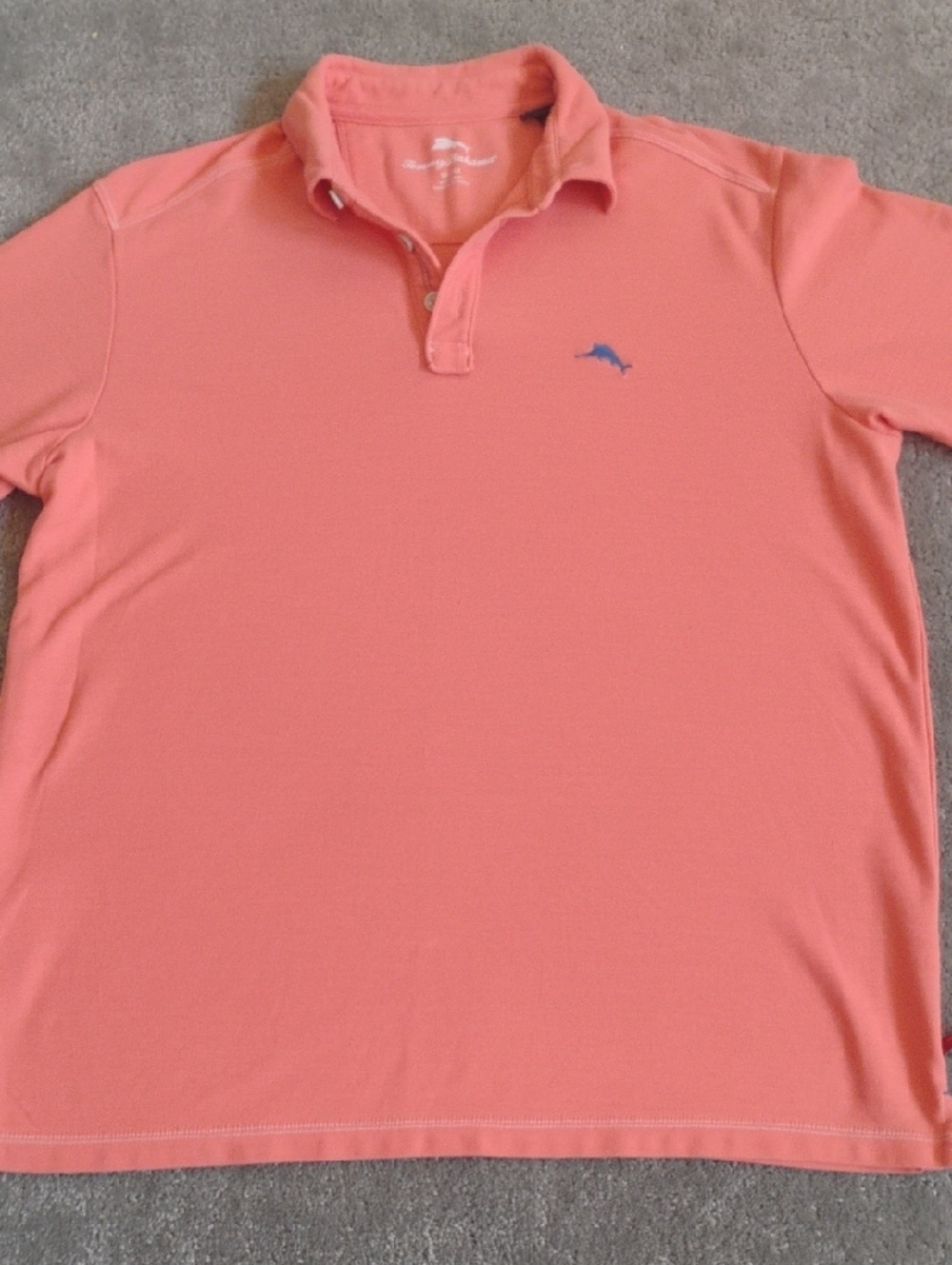 Tommy Bahama Coral Short-Sleeve Knit Polo.  Men's Medium.  Excellent Condition.